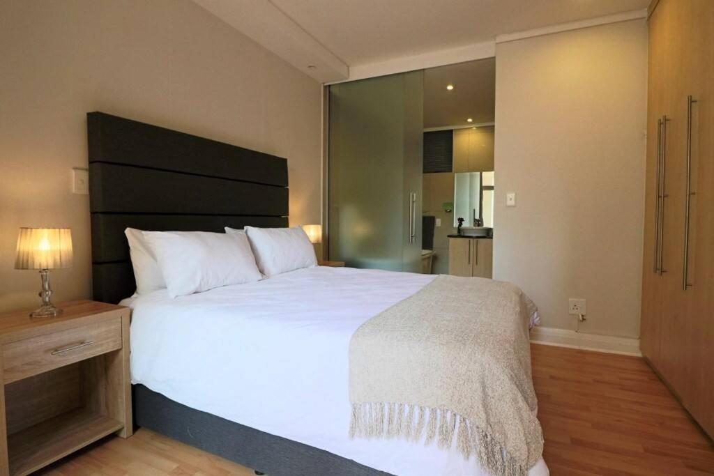 Upmarket Sandton Hydro Park Apartments Йоганнесбурґ Екстер'єр фото